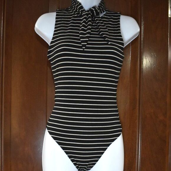 Paige Sparrow Striped Sleeveless Tie Neck Bodysuit Size XS Black White - Picture 10 of 16